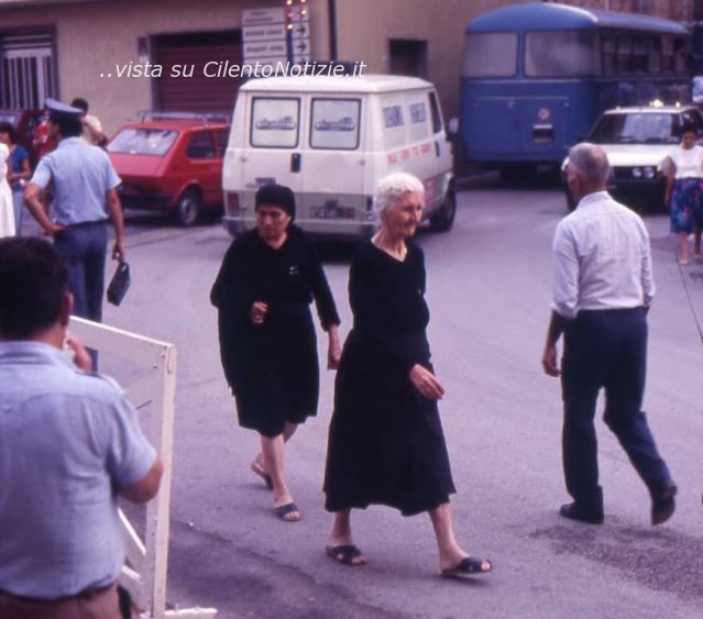 ricordi di guerra centola per strada