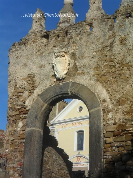 restauro porta di agropoli
