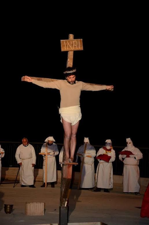 via crucis torchiara