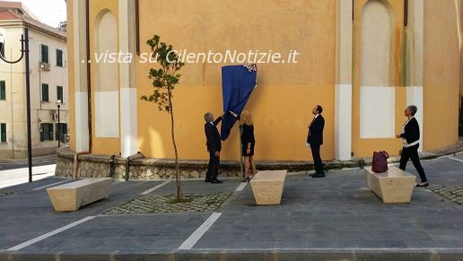 targa ambrosoli foto