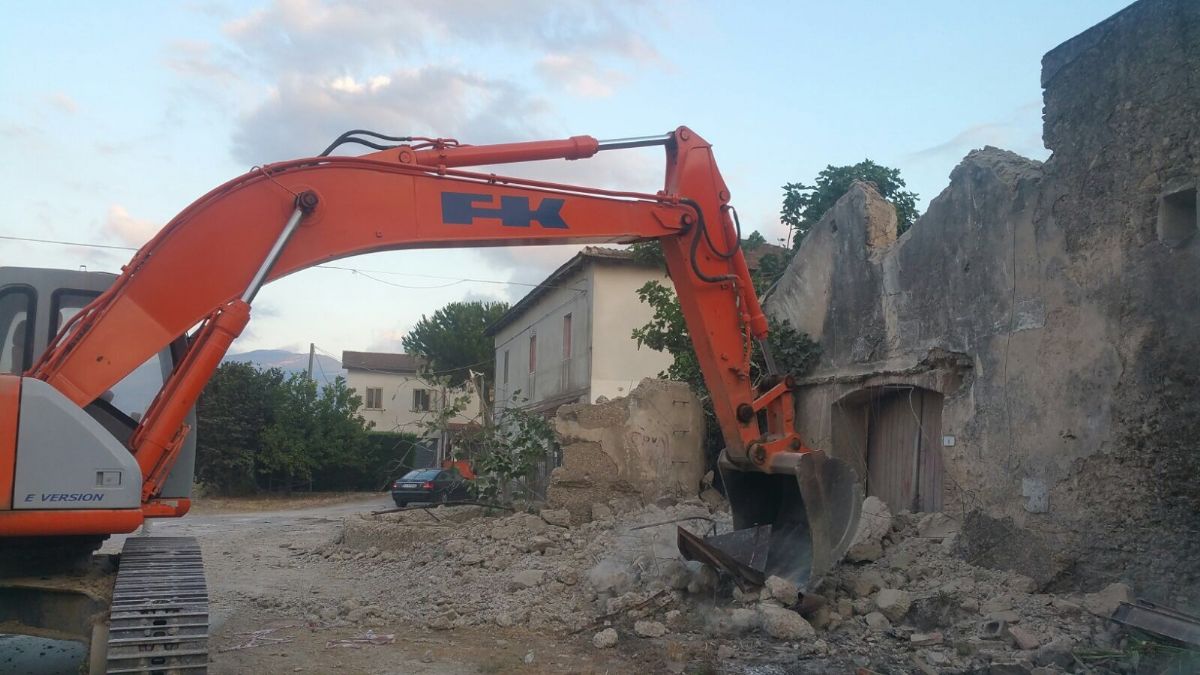 foto della demolizione