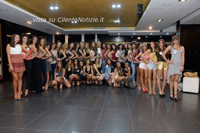 gruppo belle ragazze