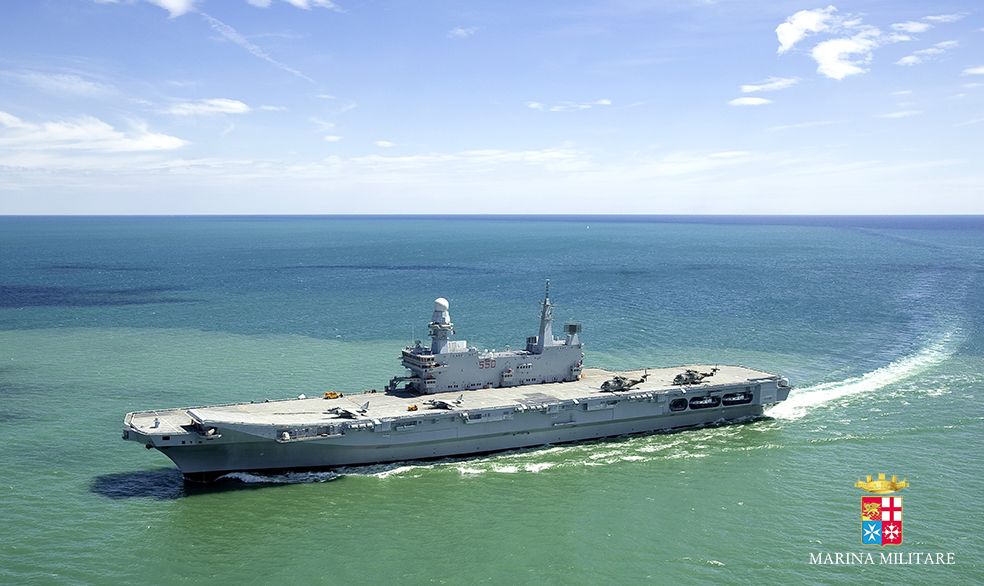 foto portaerei cavour