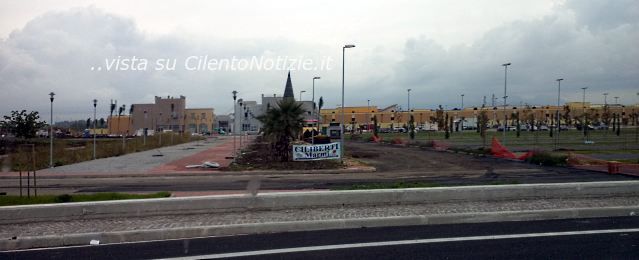 cilento outlet village apertura