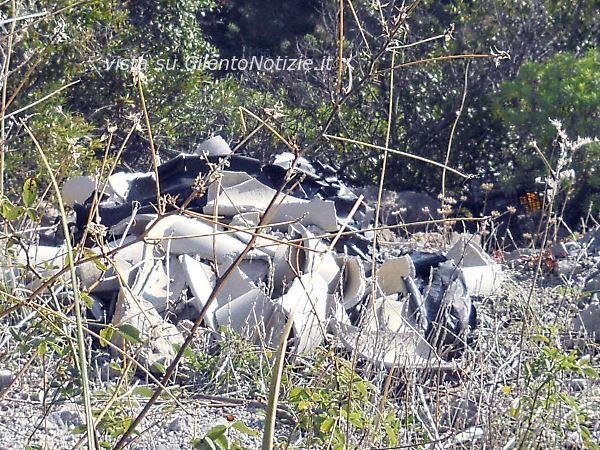 rifiuti abbandonati