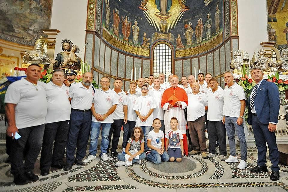 portatori arcivescovo