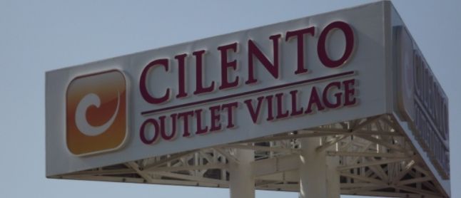 logo cilento outlet village