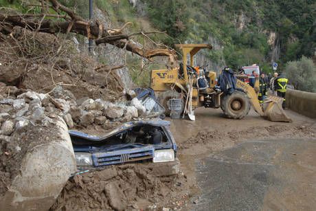 fiume atrani fango danni