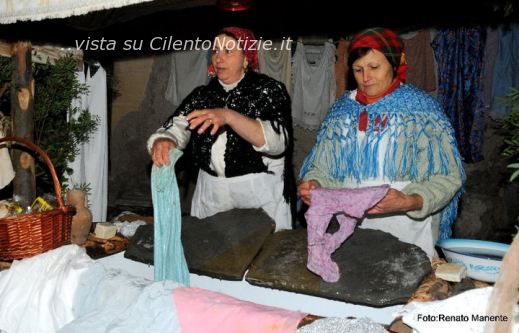 presepe vivente Castellabate scena lavandaie
