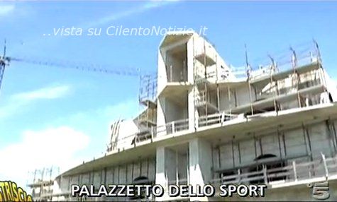 palazzetto incompiuto sport salerno