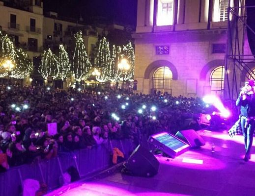 01012015 emma marrone capodanno salerno