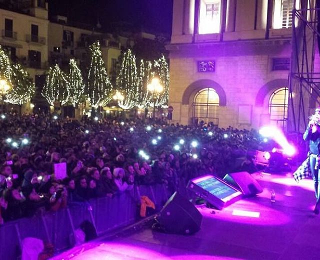 01012015 emma marrone capodanno salerno
