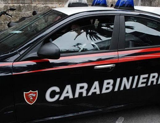 01022015 auto carabinieri