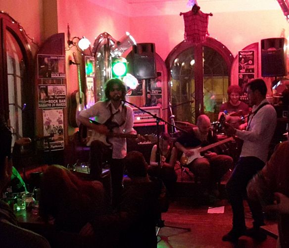 01022018 live al rock bar
