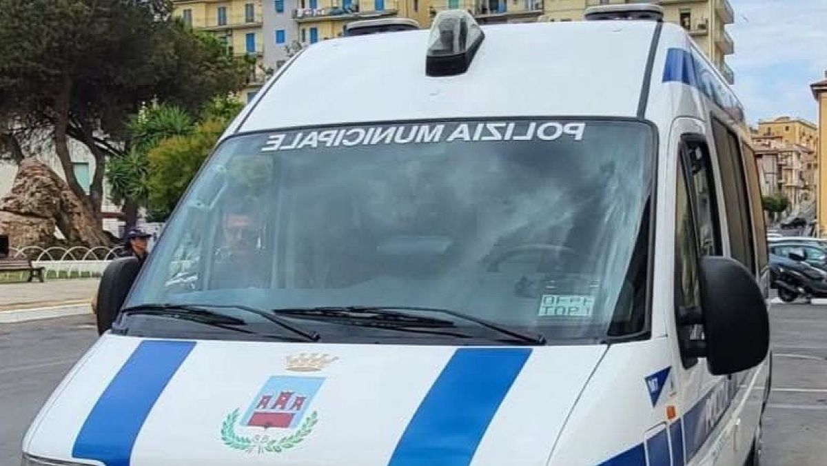 01032025 polizia municipale agropoli 01032025 polizia municipale agropoli