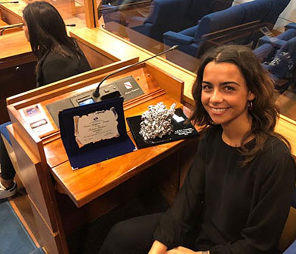 01052019 alunna vince premio europa