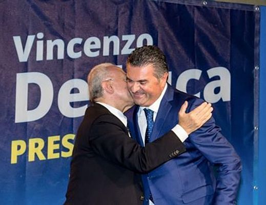 01062015 de luca alfieri abbraccio
