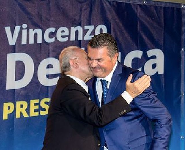 01062015 de luca alfieri abbraccio