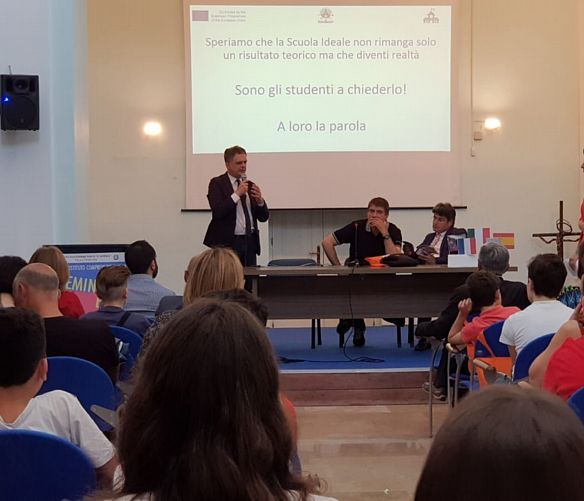 01062018 GEMELLAGGIO DANZICA SALA CONSILINA ERASMUS