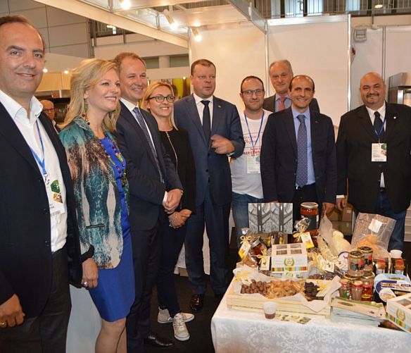 01062018 prodotti cilento in lituania