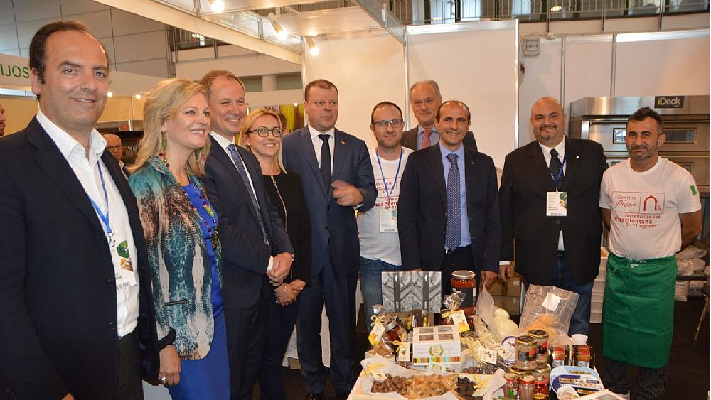 01062018 prodotti cilento in lituania