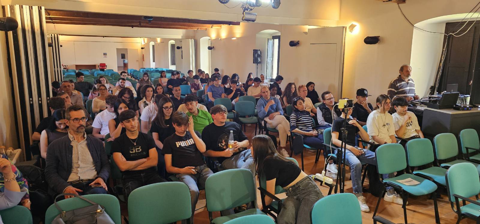 ragazzi presenti