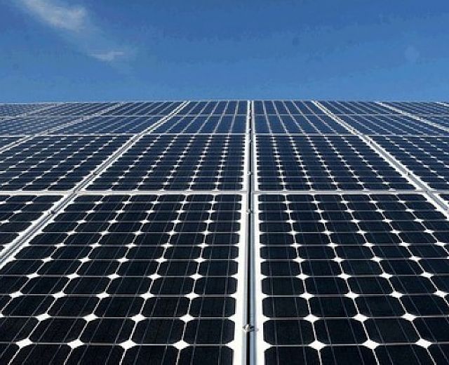 01072013 mega impianto fotovoltaico