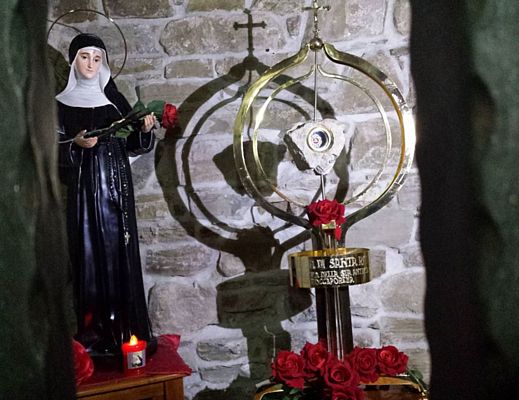 01072014 reliqua santa rita da cascia