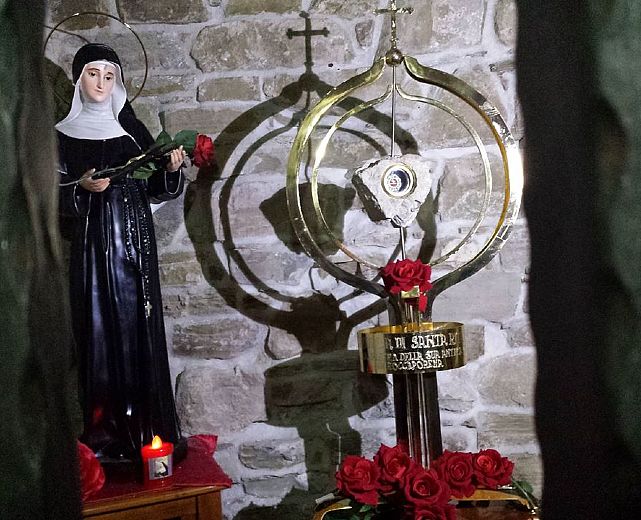 01072014 reliqua santa rita da cascia