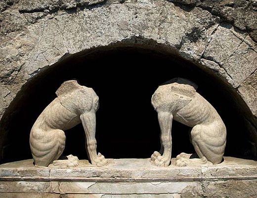 01072015 Tomba di Amphipolis