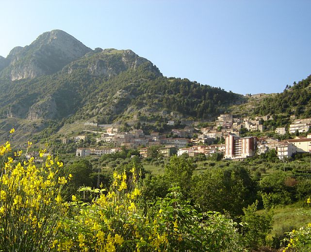 01082013 Magliano Vetere panorama
