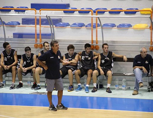 01102012 Coach Lepre e la panchina Scuola Basket Donato Avenia