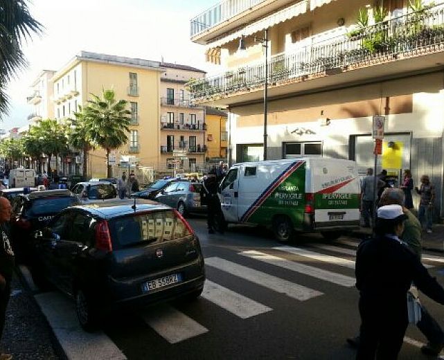 01102013 rapina poste agropoli
