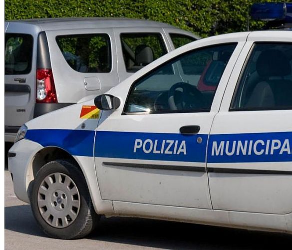Germana-Der� foto - 01102016 polizia municipale