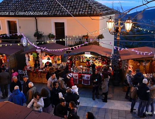 01122015 foto castellabate mercatini