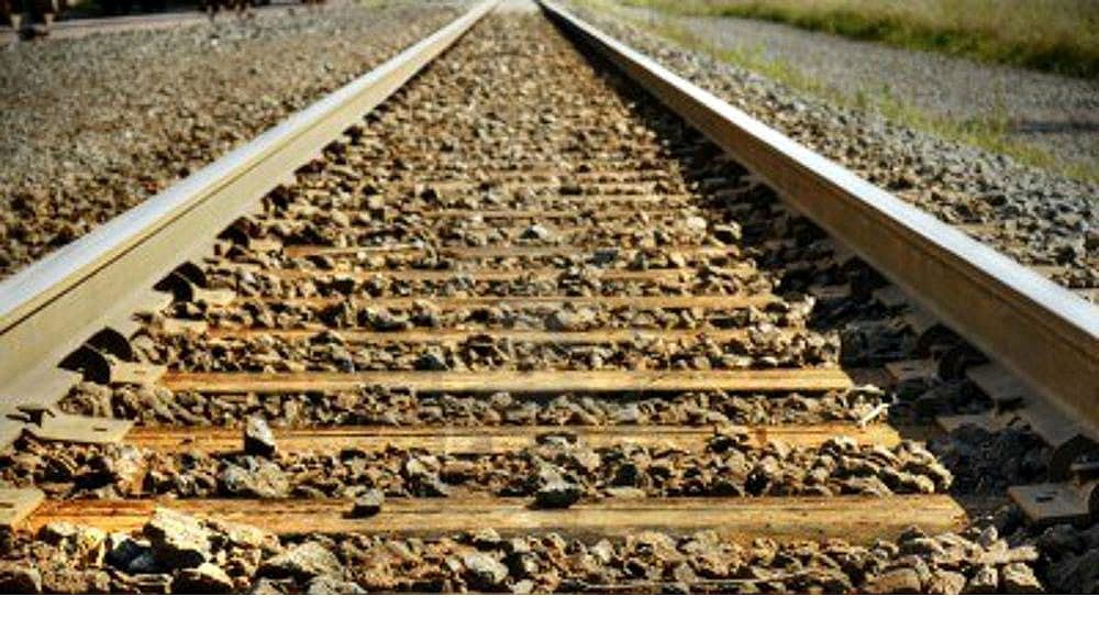 02012018 treno binari