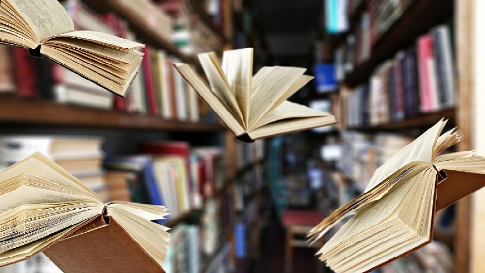 02032017 un libro al mese