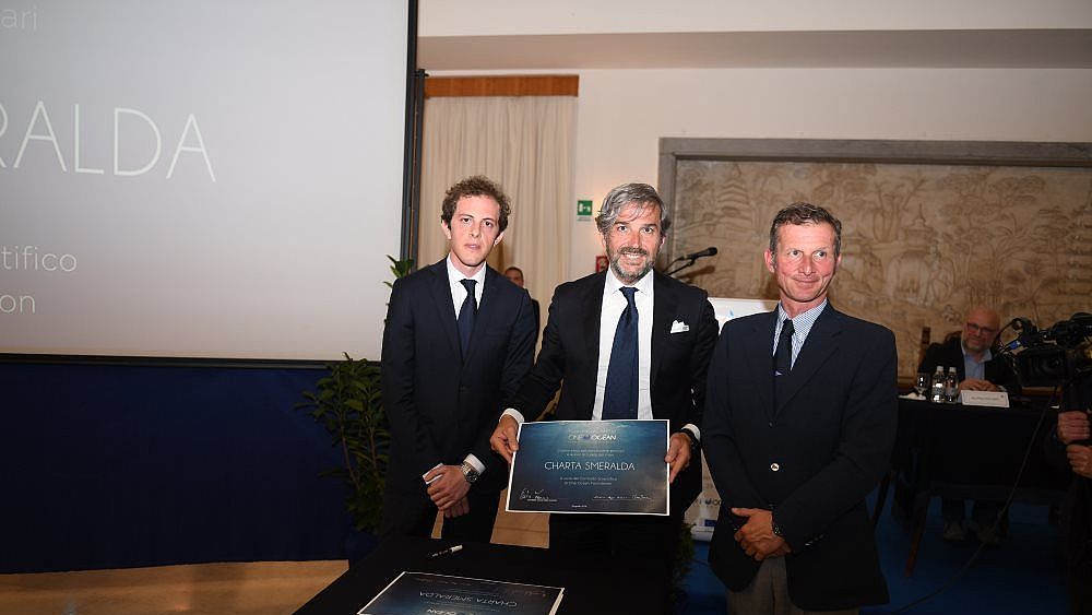 02052019 Firma Charta Smeralda 6157