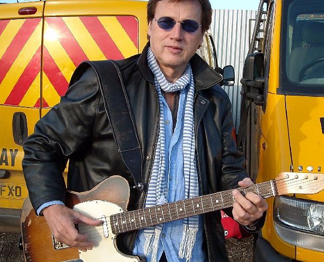 02072013 david knopfler chitarra