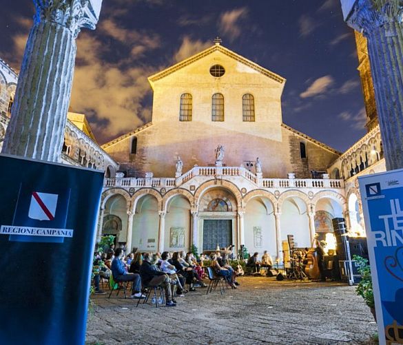 02072021 chiostro del duomo di salerno phsalvatoreminopoli