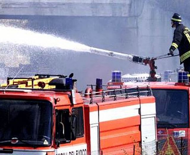 02102014 vigili del fuoco in azione