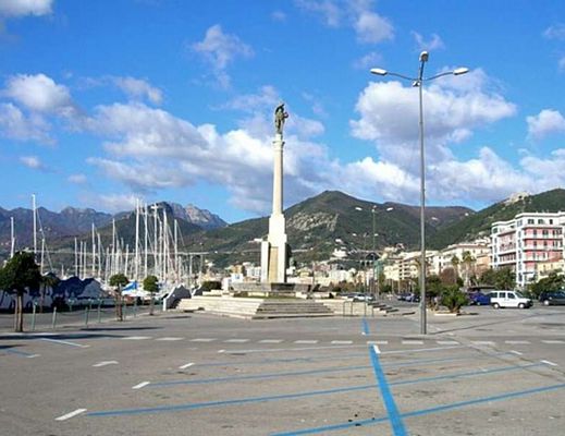02112014 piazza della concordia salerno