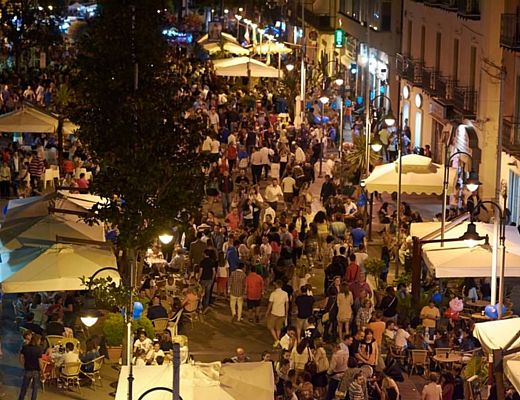 03022016 piazza agropoli folla