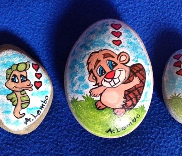 Marisa-Russo foto - 03022022 sassi dipinti montecorice