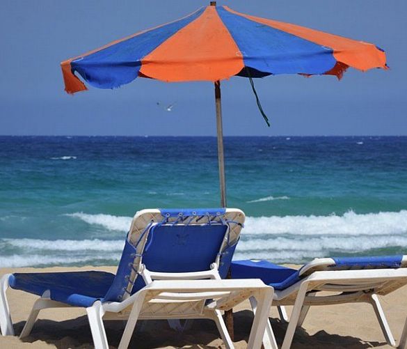 03022023 spiaggia ombrellone