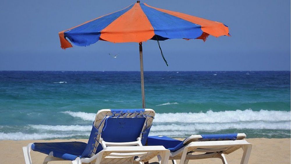 03022023 spiaggia ombrellone