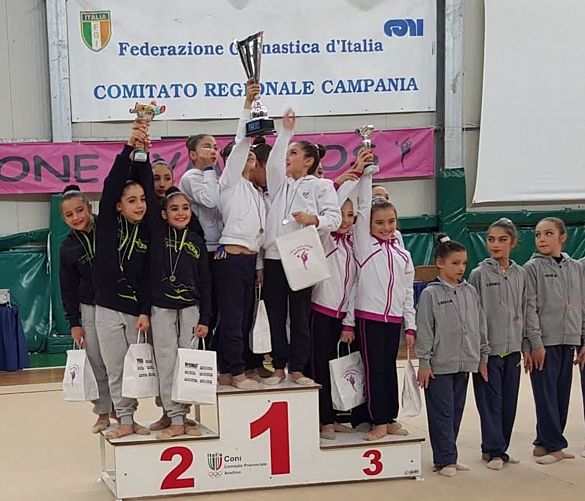 03032016 ragazze JUVENILIA in foto