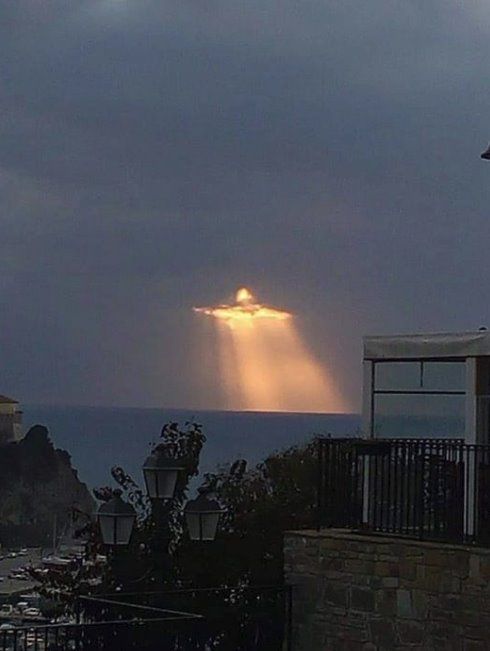 foto di Gesù nei cieli di Agropoli
