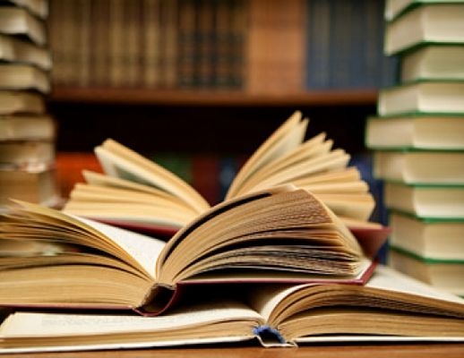 03042015 un libro al mese