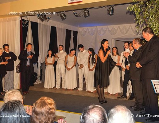 03062013 nottegreca cava spettacolo2